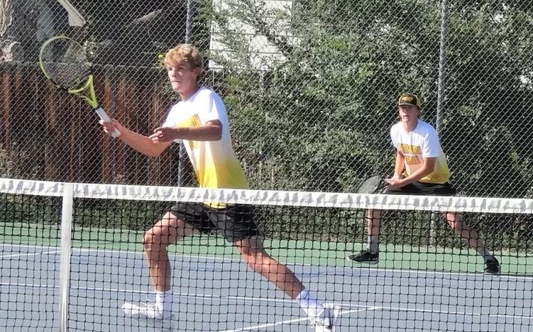 Berthoud boys head to state tennis tournament in Pueblo