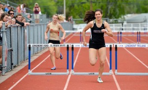 Emily-Voll-300-hurdles         